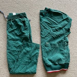 Mediclo green scrubs- size s